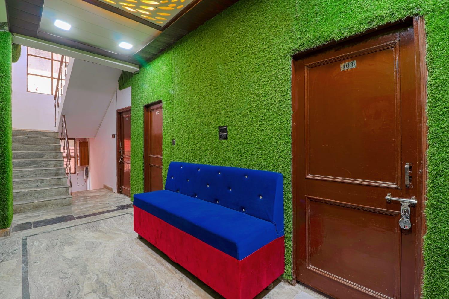 Hotel Krishna Priya Haridwār Exteriör bild